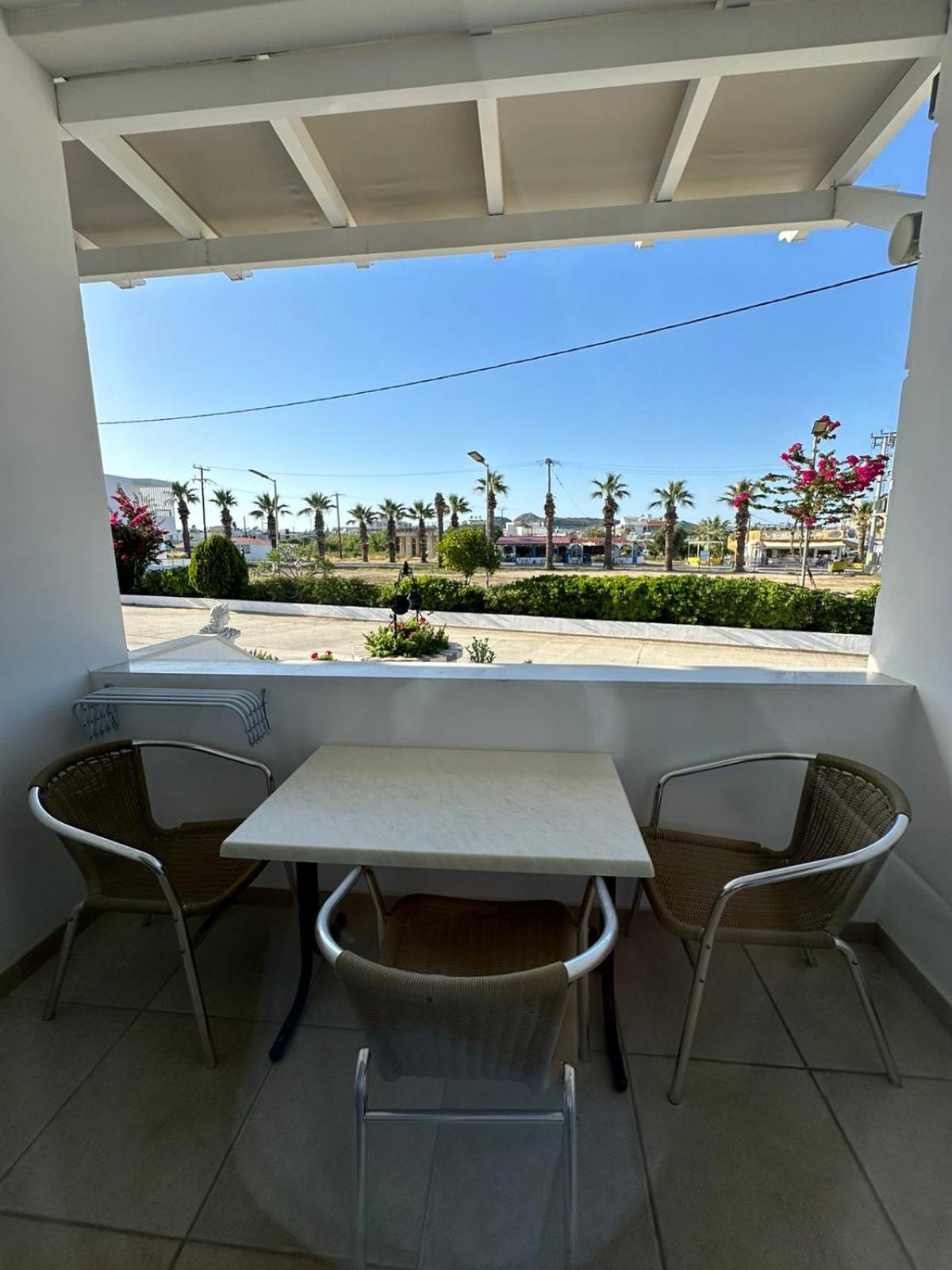 Apollonio & Rhodes Apartment